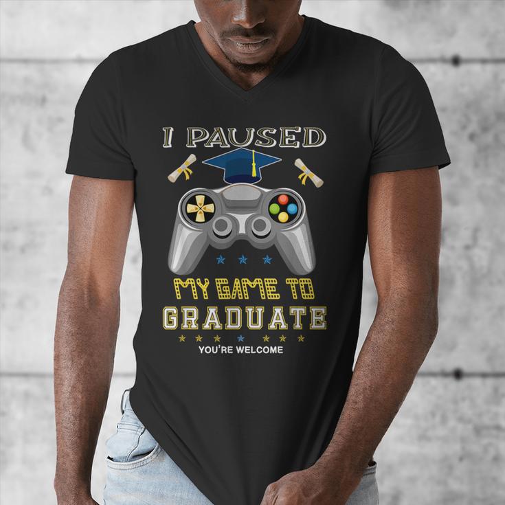 I Paused My Game To Graduate Class Of 2023 Gamer Graduation Men's V-Neck T-Shirt