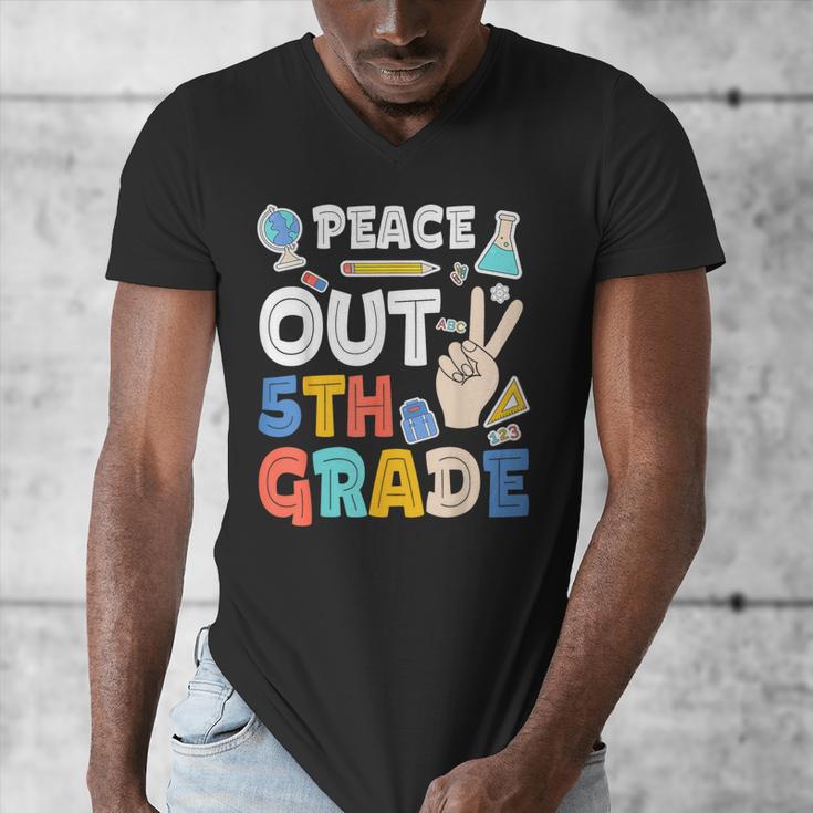 Peace Out 5th Grade Fifth Grade Graduation T-Shirt Men's V-Neck T-Shirt