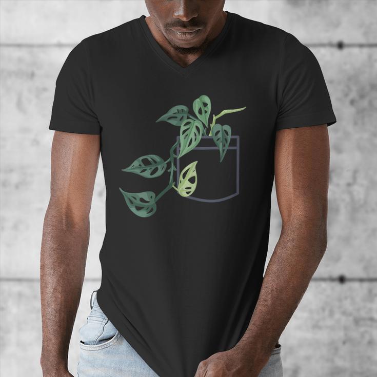 Plant Dad Plant Mom Grow Monstera Adansonii Urban Gardener Men's V-Neck T-Shirt Plant Dad Plant Mom Grow Monstera Adansonii Urban Gardener Men's V-Neck T-Shirt