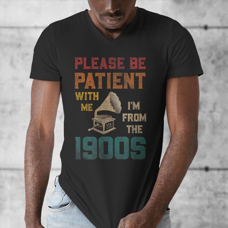 Please Be Patient With Me I'm From The 1900s Cool Gramophone Men's V-Neck T-Shirt Please Be Patient With Me I'm From The 1900s Cool Gramophone Men's V-Neck T-Shirt