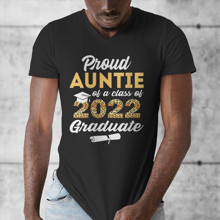 Proud Auntie Of 2022 Graduate Class 2022 Graduation Leopard Men's V-Neck T-Shirt