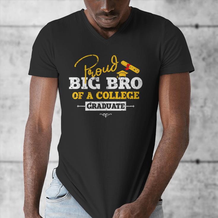 Proud Big Bro Of a College Graduate Graduation Grad Men's V-Neck T-Shirt