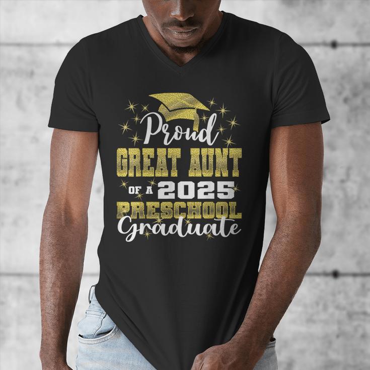 Proud Great Aunt Of Preschool Graduate 2025 Graduation Men's V-Neck T-Shirt