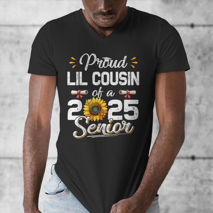 Proud Lil Cousin Of A Class Of 2025 Senior Graduation 2025 Men's V-Neck T-Shirt