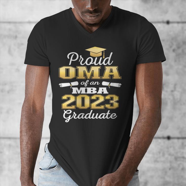 Proud OMA Of 2023 Class MBA Graduate Family Graduation Men's V-Neck T-Shirt
