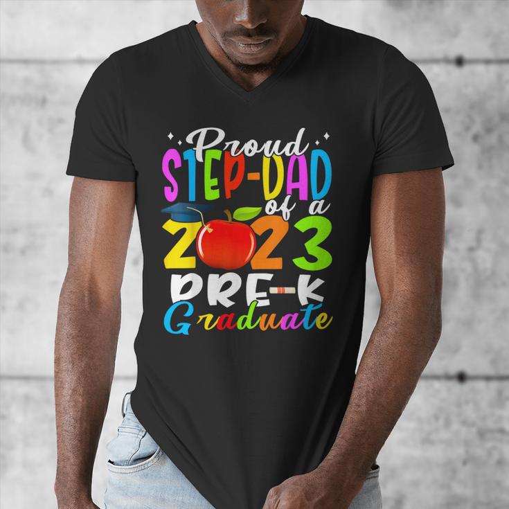 Proud Step-Dad Of 2023 Pre-K Graduate Fathers Day Graduation Men's V-Neck T-Shirt