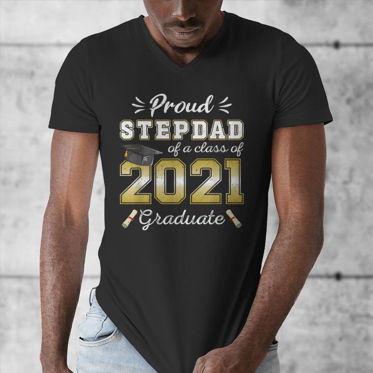 Proud Stepdad Class Of 2021 Graduate Senior 21 Graduation Men's V-Neck T-Shirt