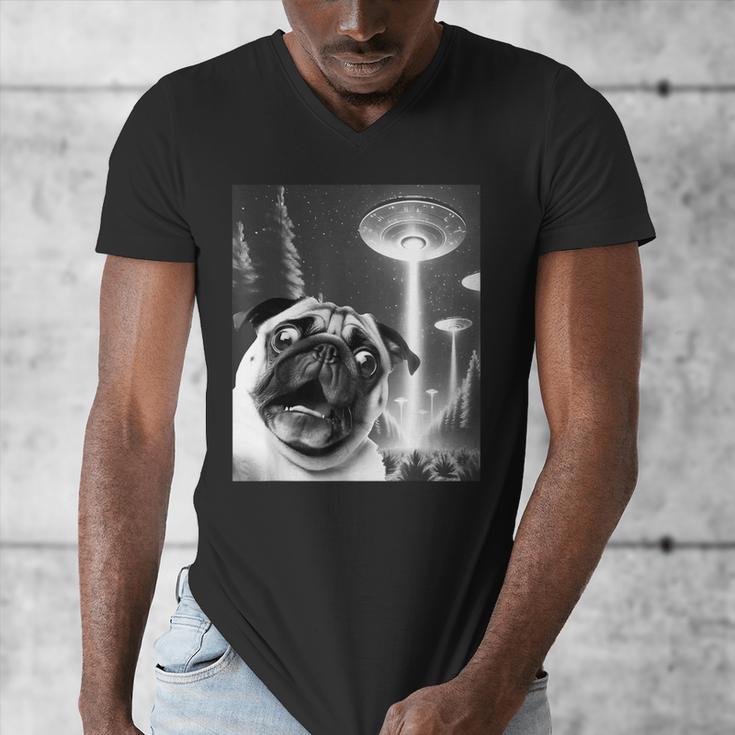 Pug Alien UFO Taking a Selfie Dog Mom Dad Men's V-Neck T-Shirt
