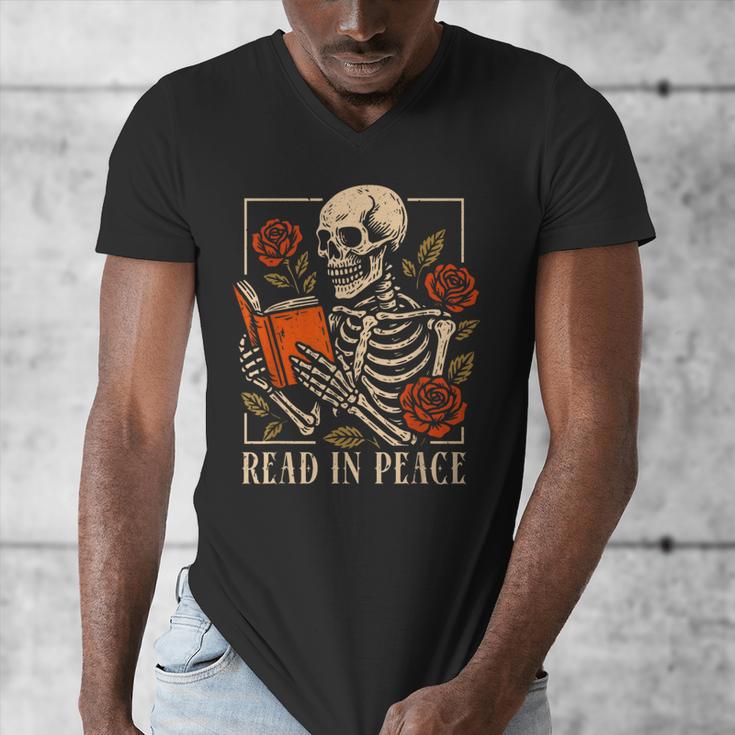 Read In Peace Skeleton Reading Book Halloween Teacher Men's V-Neck T-Shirt