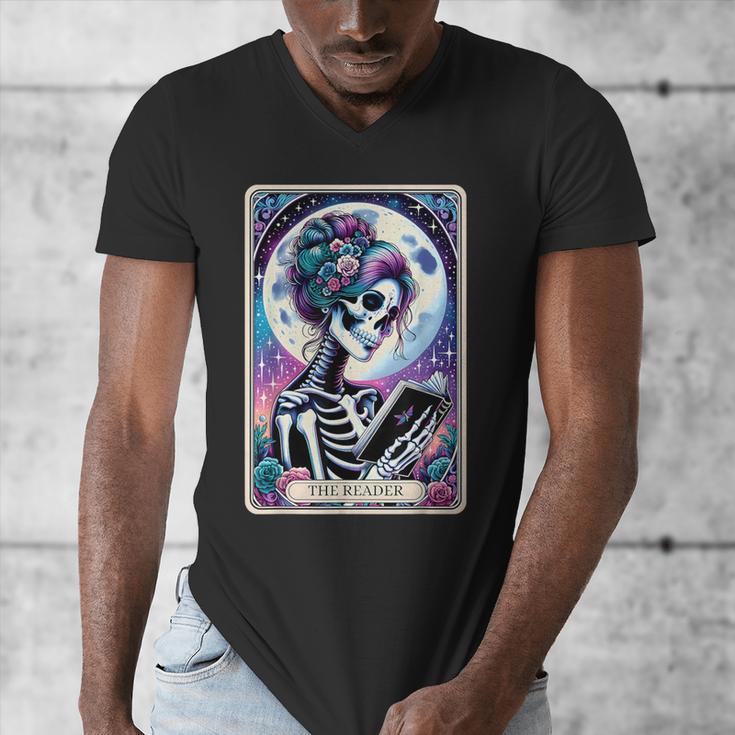The Reader Tarot Card Reading Skeleton Skull Book Lover Men's V-Neck T-Shirt