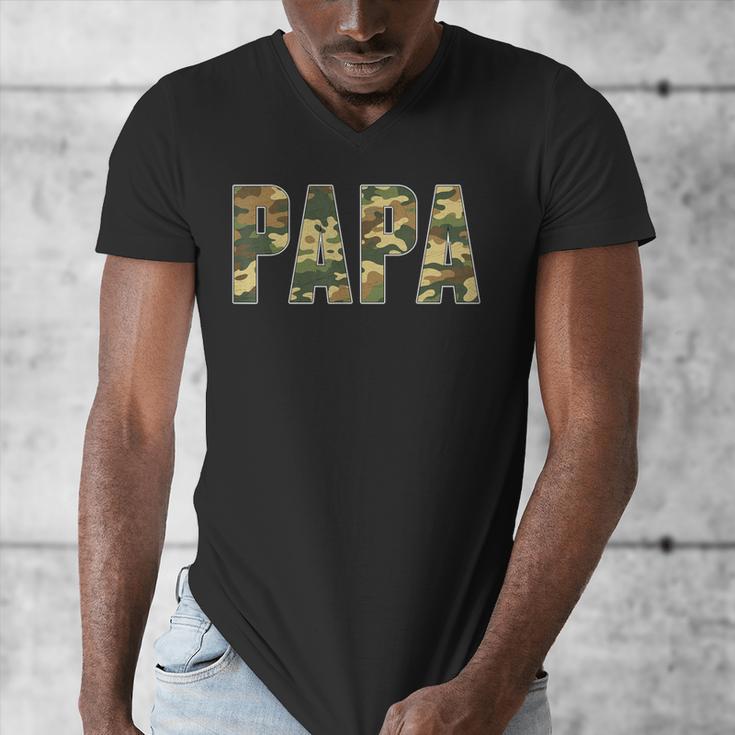 Retro Camo Hunting Papa Old Camo Dad Father’s Day Daddy Men's V-Neck T-Shirt Retro Camo Hunting Papa Old Camo Dad Father’s Day Daddy Men's V-Neck T-Shirt