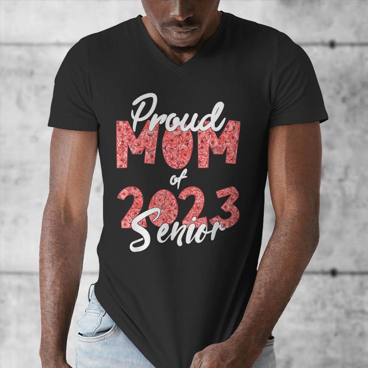Senior Graduation Class Of 2023 Proud Mom Of 2023 Senior Men's V-Neck T-Shirt