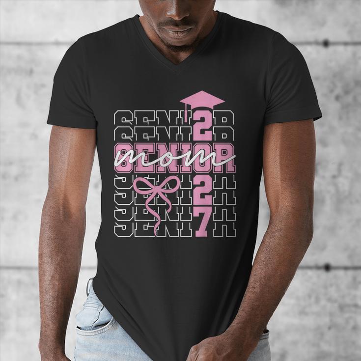 Senior Mom 2027 Class Of 2027 Coquette Bow Graduation 2027 Men's V-Neck T-Shirt