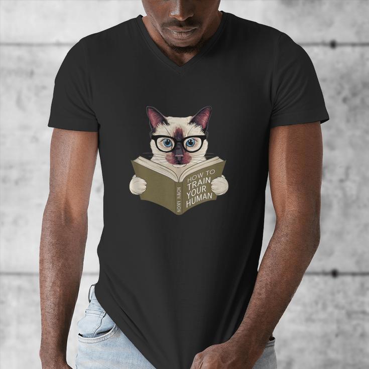 Siamese Cat Reading Book How To Train Your Human Humorous Men's V-Neck T-Shirt