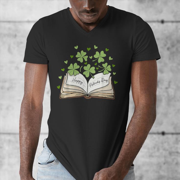 St Patricks Day Book Lover Librarian Reading Saint Pattys Men's V-Neck T-Shirt