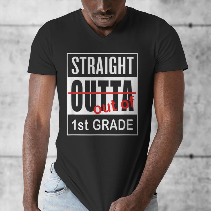 Straight Outta First Grade Graduation 1st GradeShirt Men's V-Neck T-Shirt