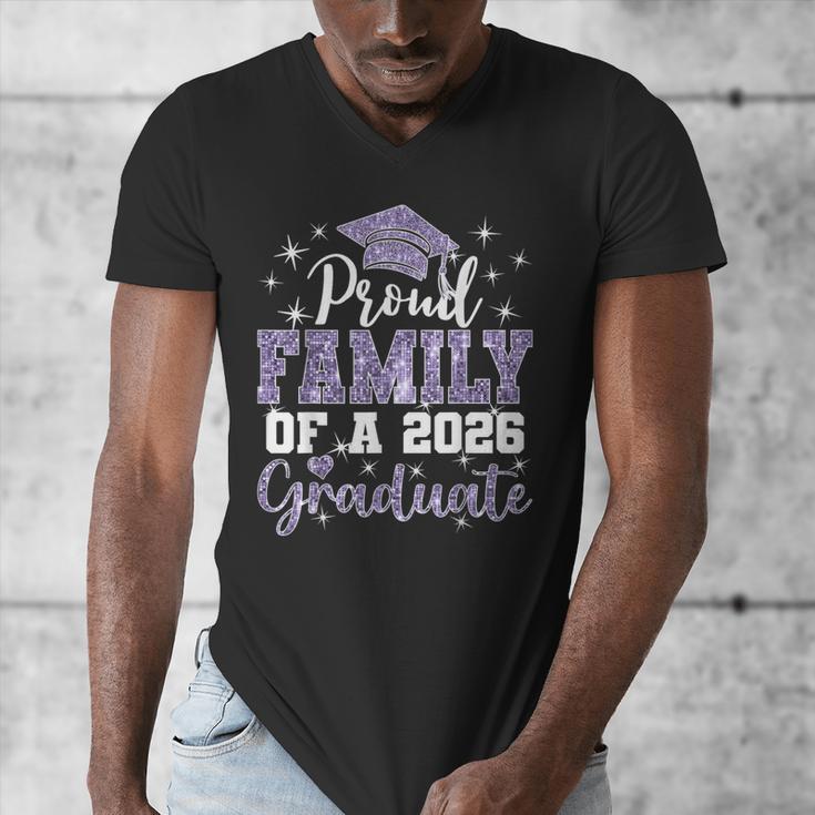 Super Proud Family Of 2026 Graduate Senior Graduation Family Men's V-Neck T-Shirt