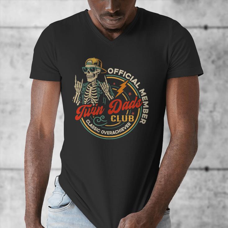 Twin Dad Club Dad Of Twins Skeleton Father's Day Men's V-Neck T-Shirt