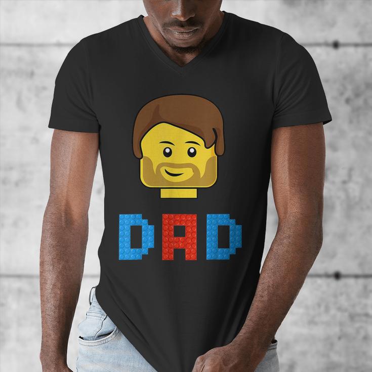 Unique Family Dad Master Builder Building Bricks Blocks Men's V-Neck T-Shirt