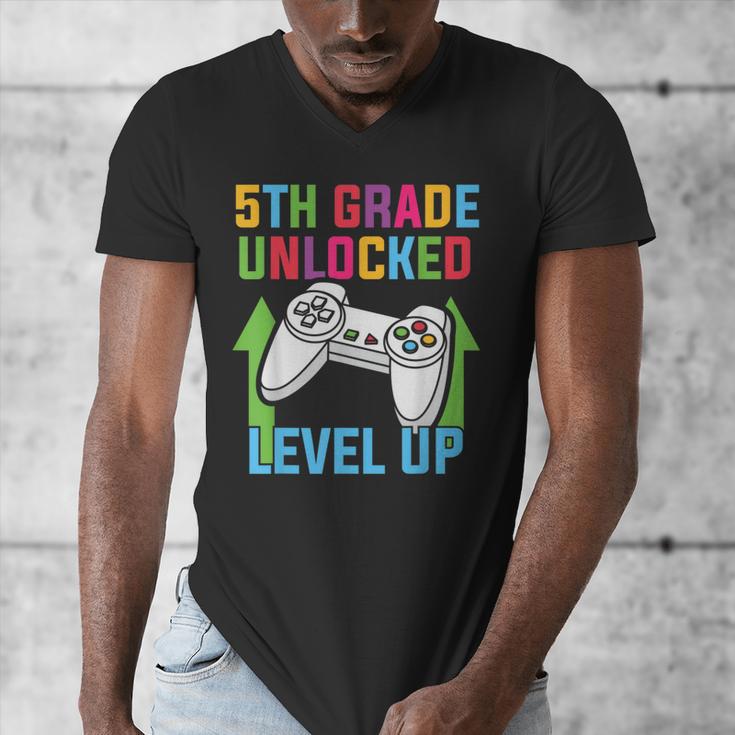 VIDEO GAMER Graduation Student Teacher Last Day School Kids Men's V-Neck T-Shirt