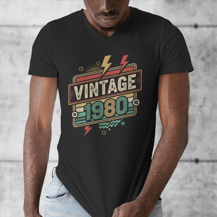 Vintage 1980 Retro Badge Decade Nostalgia Graphic Emblem Men's V-Neck T-Shirt