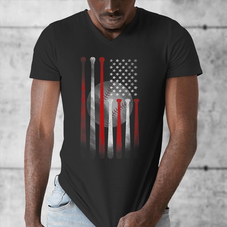 Vintage Baseball American Flag Classic Fit Tee For Dad And Mom Men's V-Neck T-Shirt