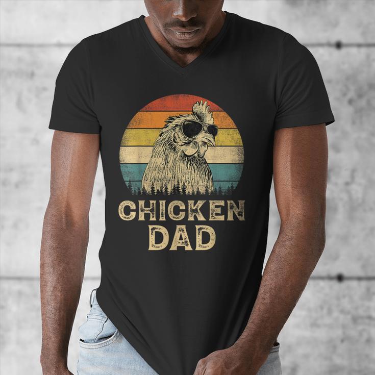 Vintage Chicken Dad Chicken Lovers Daddy Father's Day Men's V-Neck T-Shirt Vintage Chicken Dad Chicken Lovers Daddy Father's Day Men's V-Neck T-Shirt