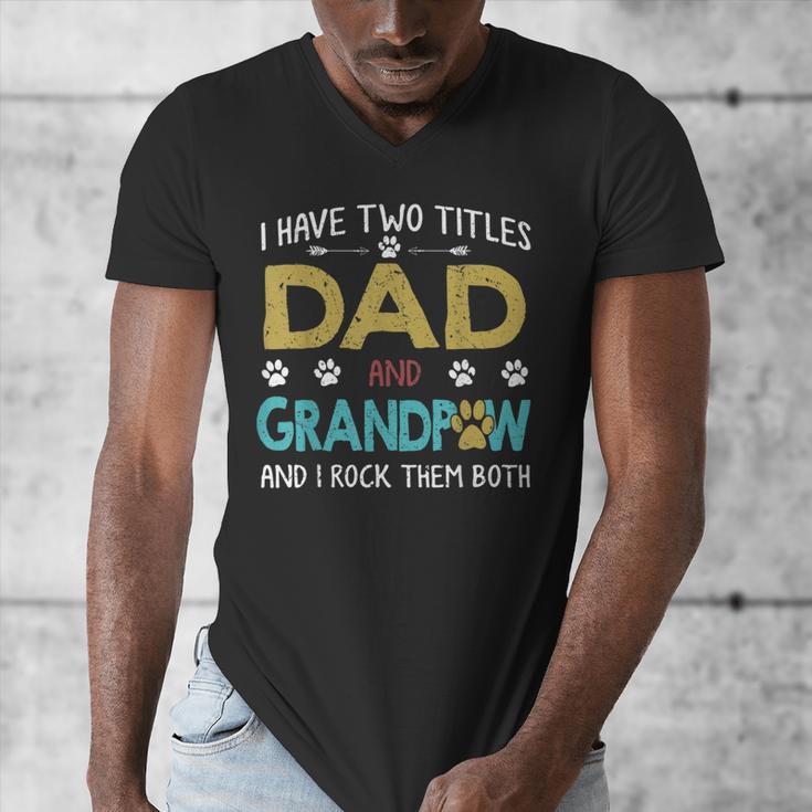 Vintage I Have Two Titles Dad And Grandpaw Dog Lover Men's V-Neck T-Shirt