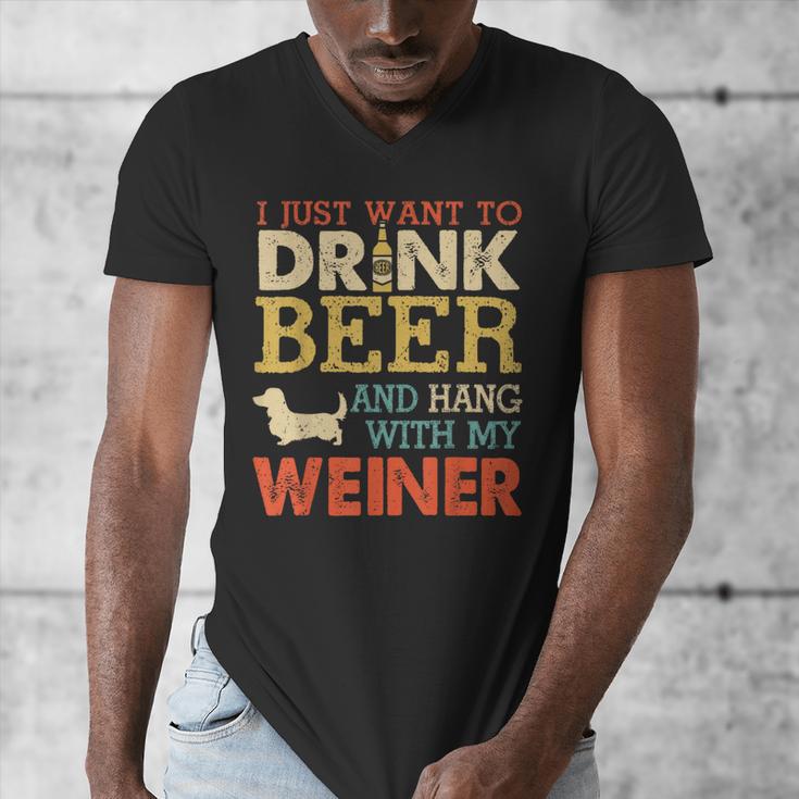 Weiner Dachshund Dad Drink Beer Hang With Dog Vintage Men's V-Neck T-Shirt