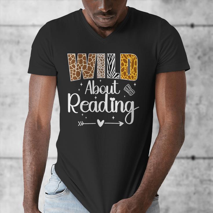 Wild About Reading Book Lover Bookworm Library Day Men's V-Neck T-Shirt