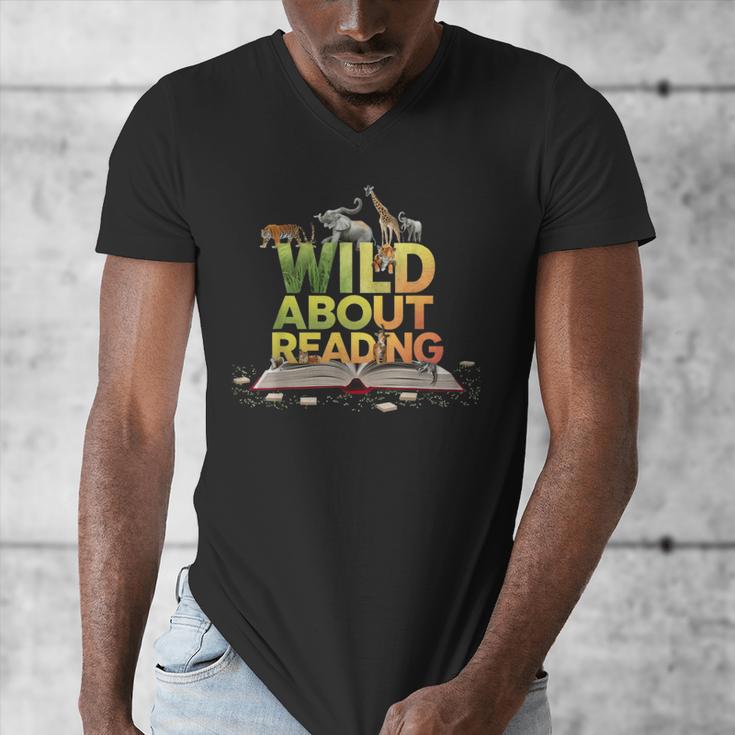 Wild About Reading Books Lovers Novelty Bookworm Library Day Men's V-Neck T-Shirt