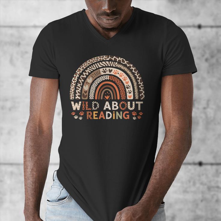 Wild About Reading Books Reader Lover Library Day Librarian Men's V-Neck T-Shirt