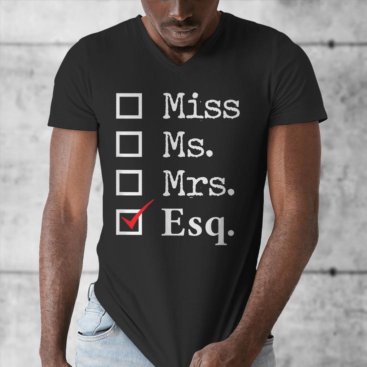 Women Lawyer Attorney Law School Graduation Lawyer Men's V-Neck T-Shirt