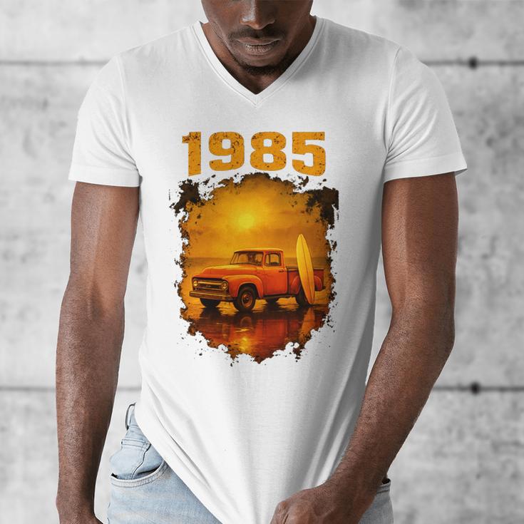 1985 Vintage Sunset Surf Truck Retro Beach Nostalgia Men's V-Neck T-Shirt