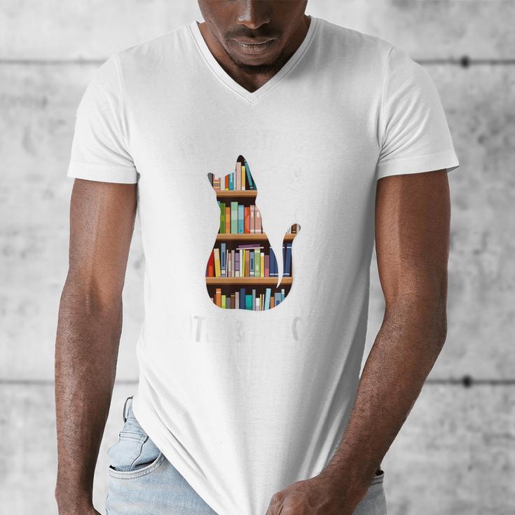 Cat Lover Tee Women Book Lover Reading Librarian Read Men's V-Neck T-Shirt