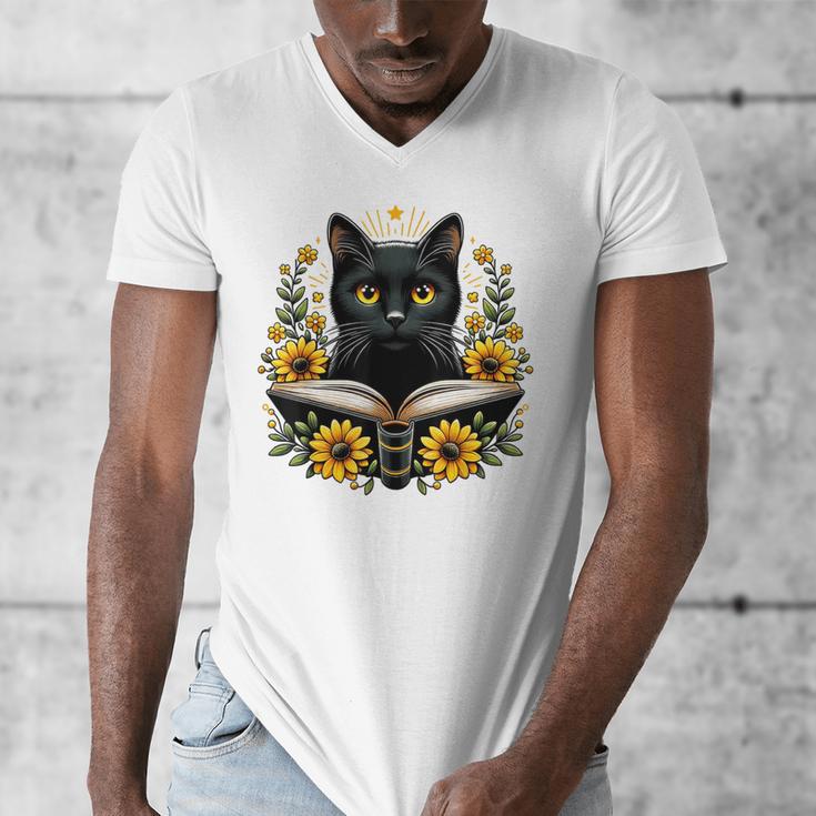 Cat For Women Book Lover Cute Cat And Book Men's V-Neck T-Shirt