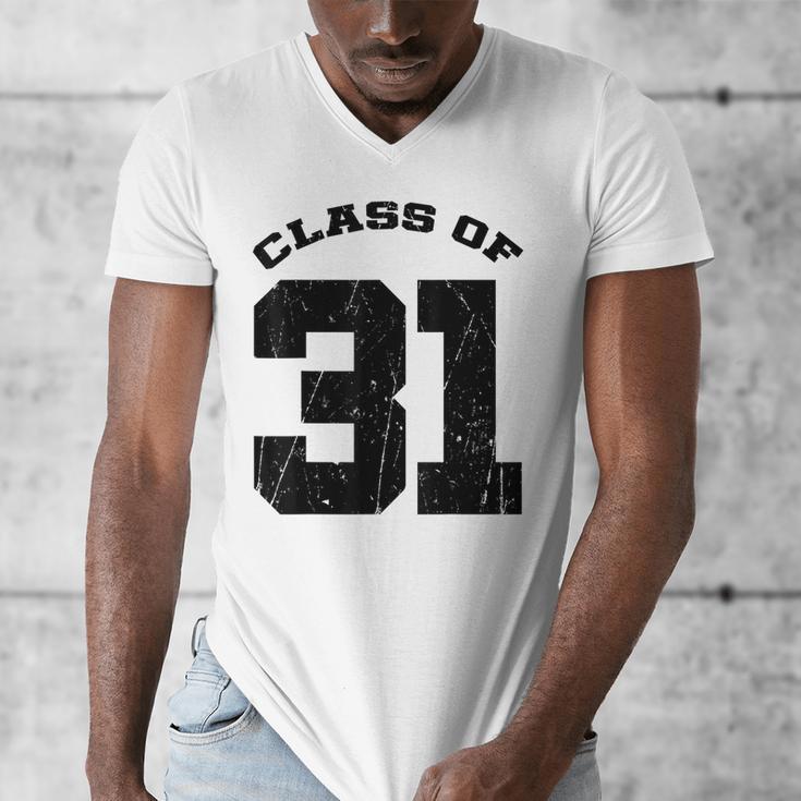 Class Of 31 Date High School Kindergarten Graduation Shirt Men's V-Neck T-Shirt