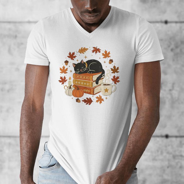 Cute Cat Fall In Love With Reading Book Cat Lover Librarian Men's V-Neck T-Shirt
