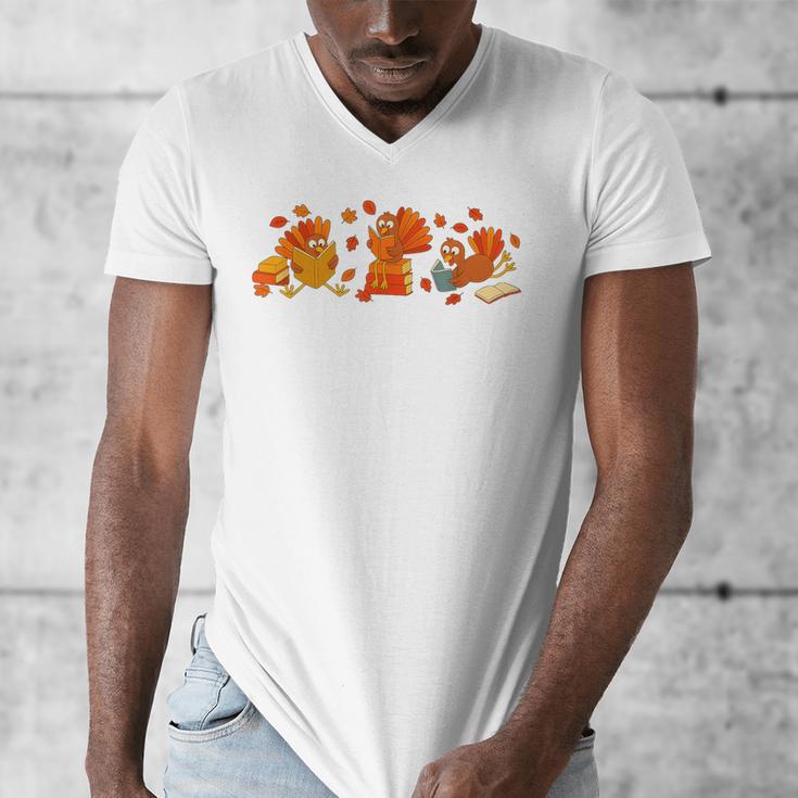 Cute Turkey Reading Book Librarian Bookworm Thanksgiving Men Men's V-Neck T-Shirt