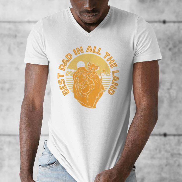Disney The Lion King Father's Day Best Dad In All The Land Men's V-Neck T-Shirt