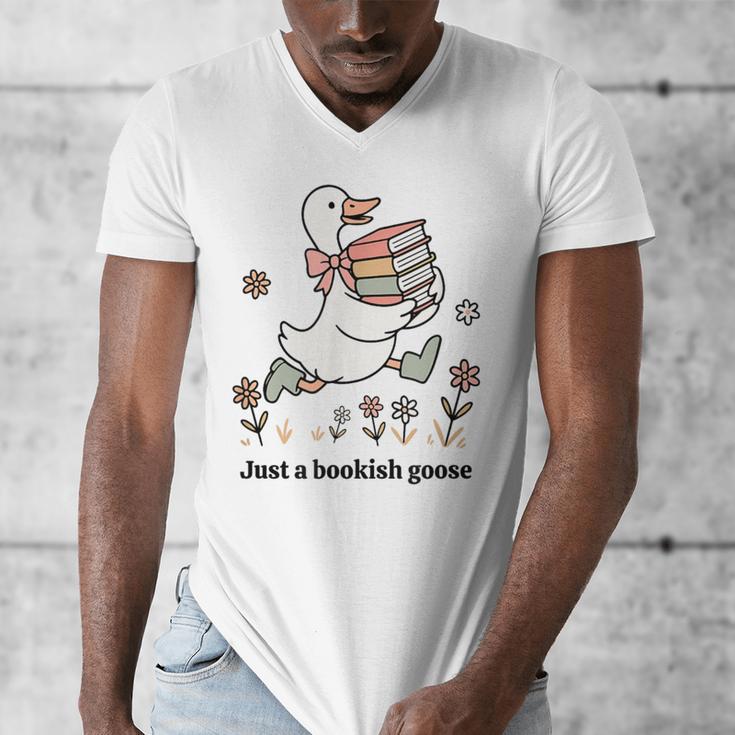 Goose With Books Cute Bookworm Reader Men's V-Neck T-Shirt