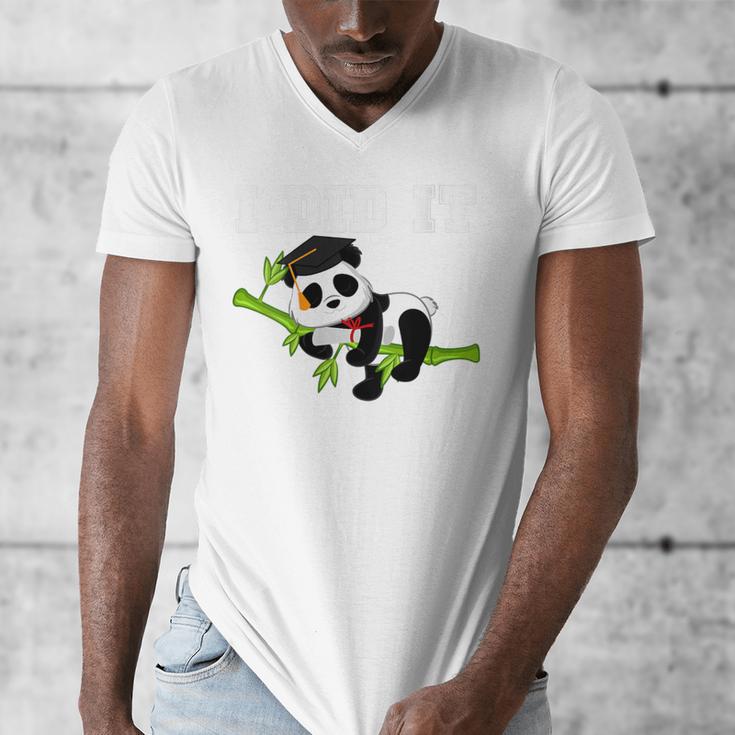 I Did It Kawaii Panda With Graduation Cap Diploma Men's V-Neck T-Shirt