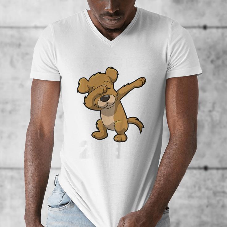Kids Class Of 2031 Shirt Graduation Dabbing Dog Shirt Men's V-Neck T-Shirt Kids Class Of 2031 Shirt Graduation Dabbing Dog Shirt Men's V-Neck T-Shirt