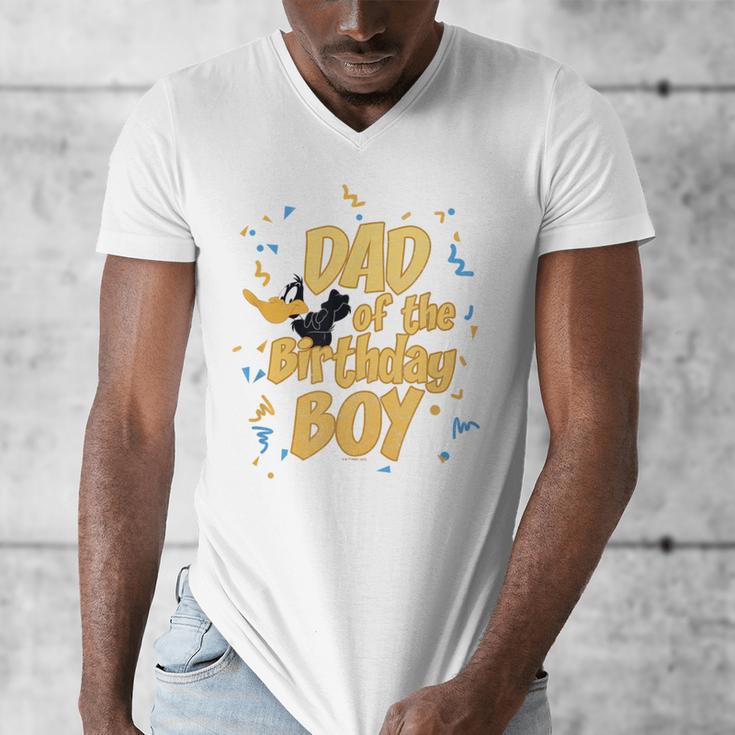 Looney Tunes Birthday Daffy Duck Dad Of The Birthday Boy Men's V-Neck T-Shirt