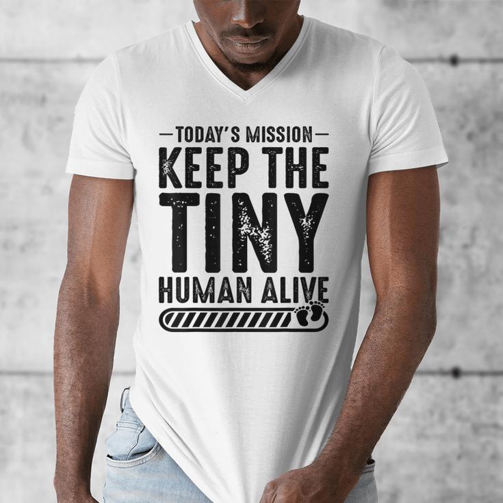 New Dad Est Keep Tiny Human Alive First Time Father's Day Men's V-Neck T-Shirt