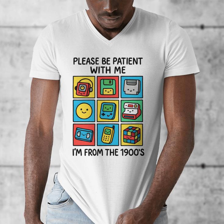 Please Be Patient With Me I'm From The 1900s Vintage 90s Men's V-Neck T-Shirt