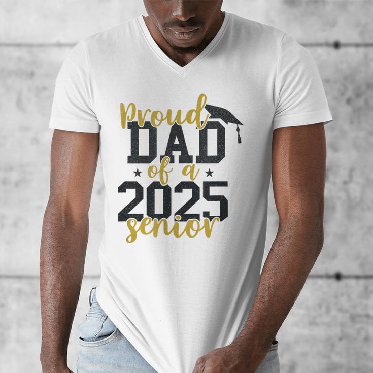 Proud Dad Of a 2025 Senior Graduation Men's V-Neck T-Shirt