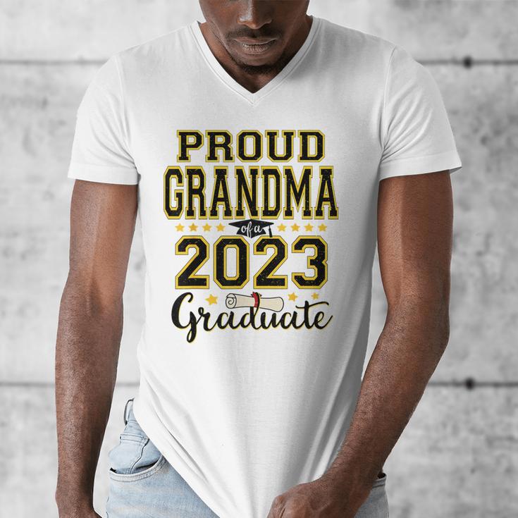 Proud Grandma Of A 2023 Graduate Graduation Men's V-Neck T-Shirt