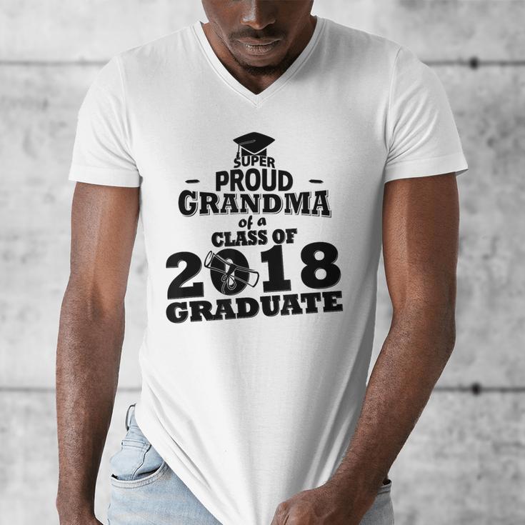 Proud Grandma Of A Class Of 2018 Tee Graduate Graduation Z1 Men's V-Neck T-Shirt