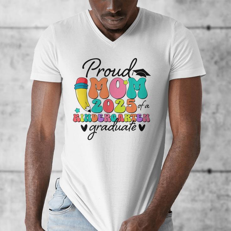 Proud Mom Class Of 2025 Kindergarten Graduate Graduation Men's V-Neck T-Shirt